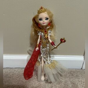 Ever After High Royally Ever After Apple White Doll